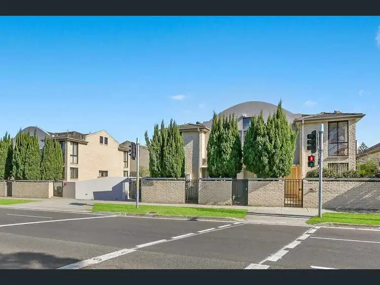 Main view of Homely townhouse listing, 16/581 Anzac Parade, Kingsford NSW 2032