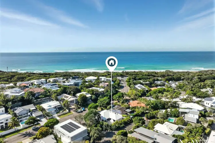 13 Driftwood Drive, Castaways Beach QLD 4567