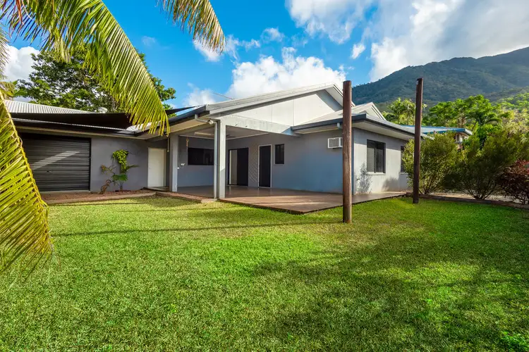 10 Russellia Street, Redlynch QLD 4870