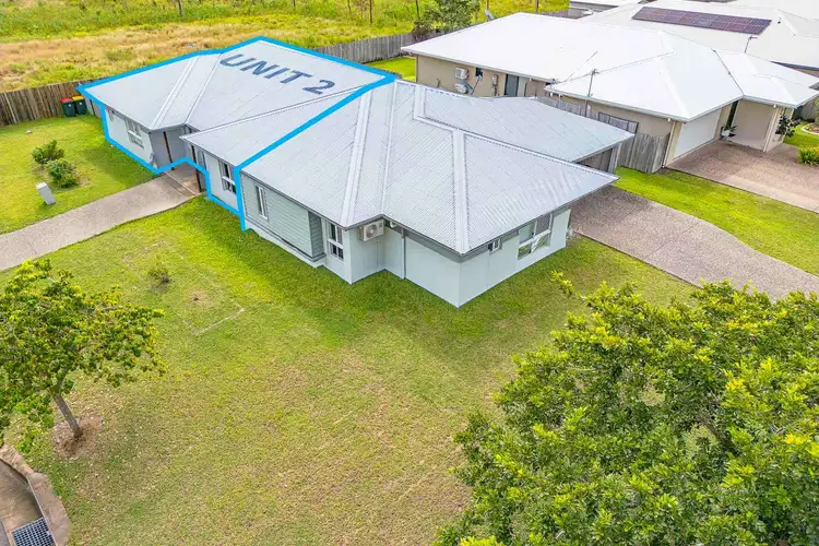 2/4 Lacebark Way, Mount Low QLD 4818