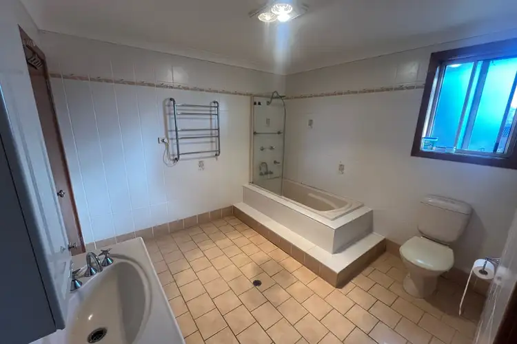 Fourth view of Homely house listing, 5 Orange Avenue, Claremont Meadows NSW 2747