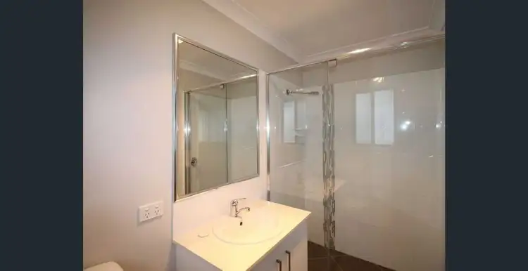 Fifth view of Homely unit listing, 3/86 Anzac Avenue, Newtown QLD 4350