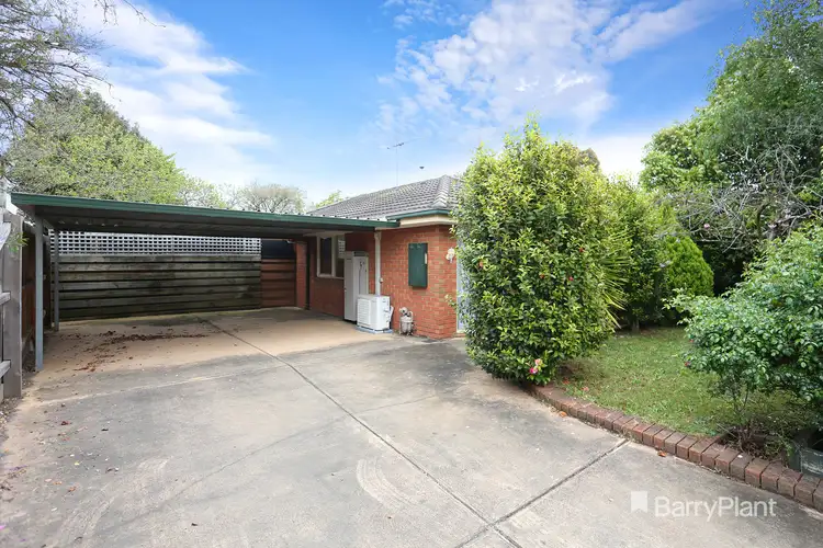 4 Warrock Court, Berwick VIC 3806