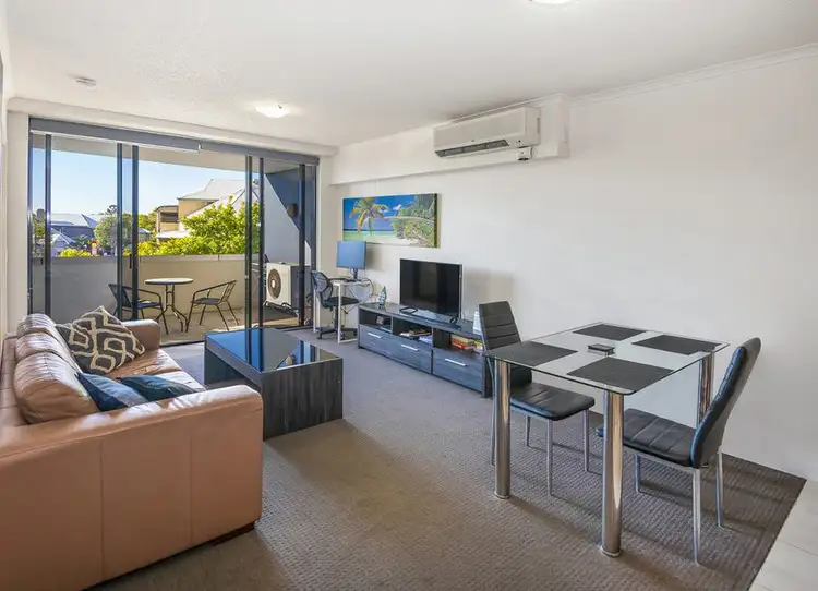 Third view of Homely apartment listing, 102/292 Boundary Street, Spring Hill QLD 4000