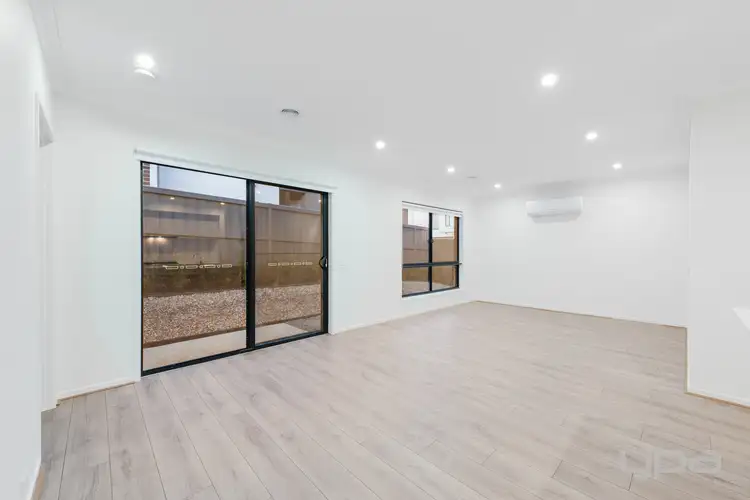 Fifth view of Homely house listing, 29 Nokota Circuit, Bonnie Brook VIC 3335