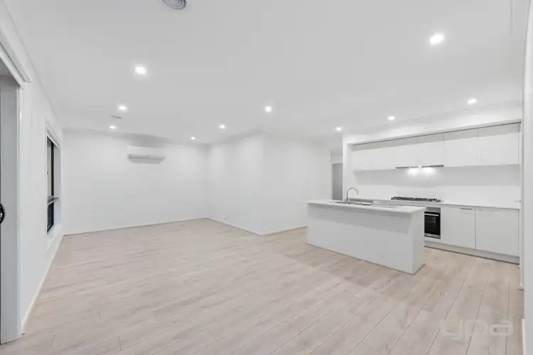 Sixth view of Homely house listing, 29 Nokota Circuit, Bonnie Brook VIC 3335