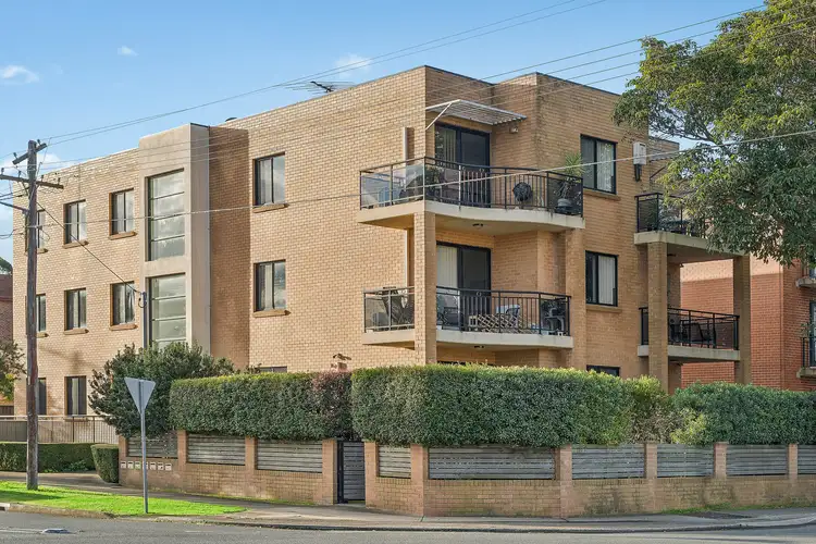 Main view of Homely apartment listing, 2/38-40 Edgbaston Road, Beverly Hills NSW 2209