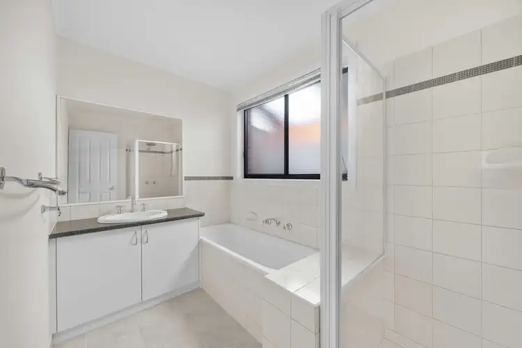 Fifth view of Homely unit listing, 1/5 Elgin Close, Hillside VIC 3037