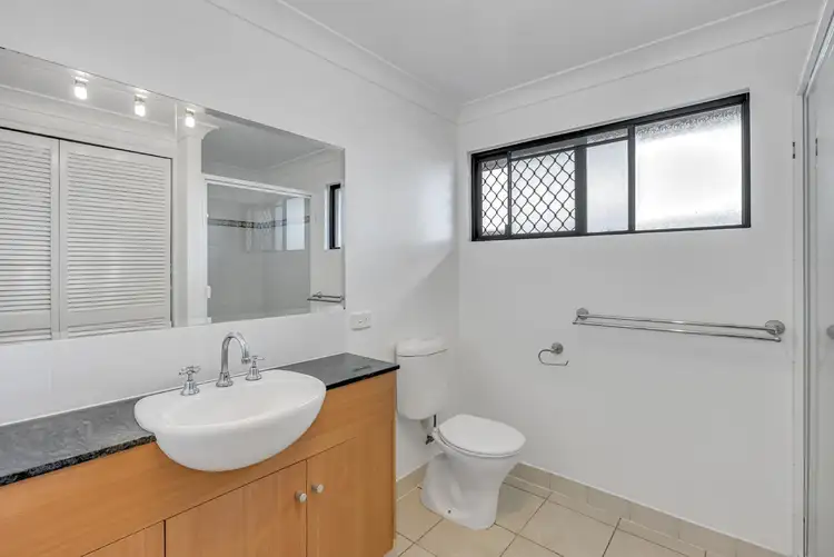 Fifth view of Homely apartment listing, 16/293-301 Esplanade, Cairns North QLD 4870