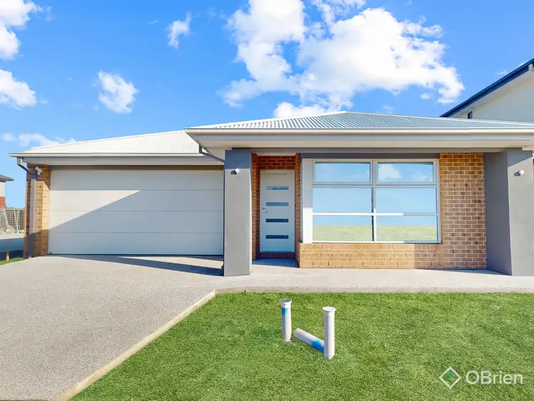 Main view of Homely house listing, 16 Cimbrone Place, Berwick VIC 3806