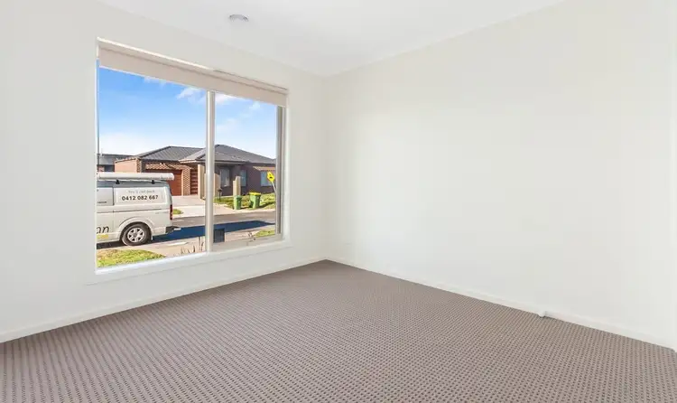 Third view of Homely house listing, 7 The Oaks Avenue, Pakenham VIC 3810