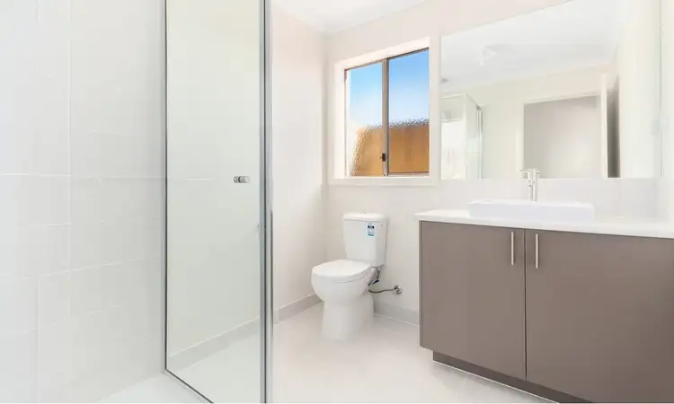 Fourth view of Homely house listing, 7 The Oaks Avenue, Pakenham VIC 3810