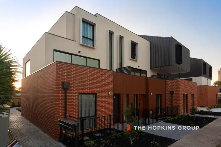 2/22 Talmage Street, Albion VIC 3020