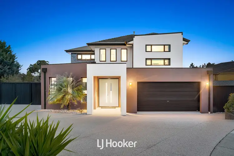 24 Garden View Court, Narre Warren North VIC 3804
