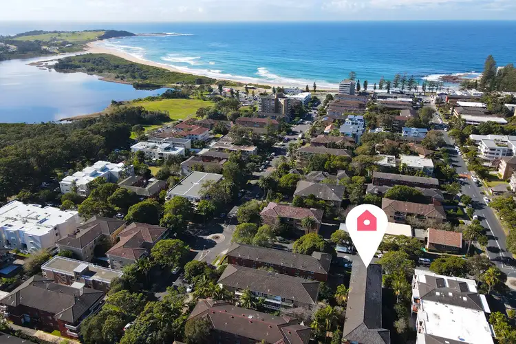 Second view of Homely apartment listing, 7/16 Avon Road, Dee Why NSW 2099