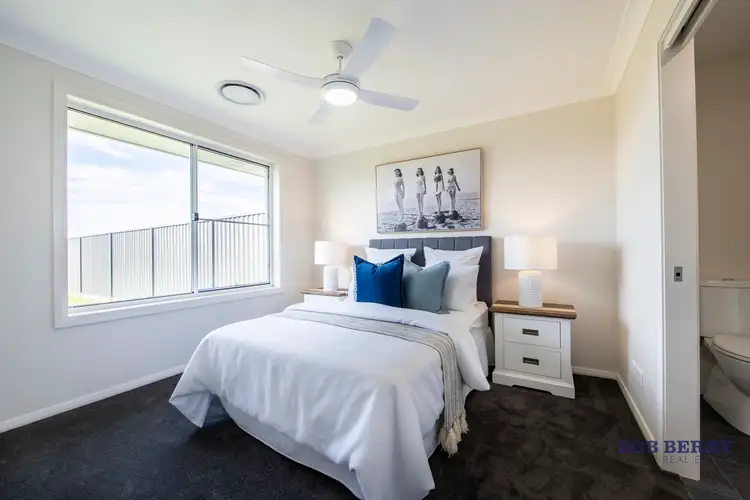 Sixth view of Homely semi-detached listing, 6A Strait Avenue, Dubbo NSW 2830
