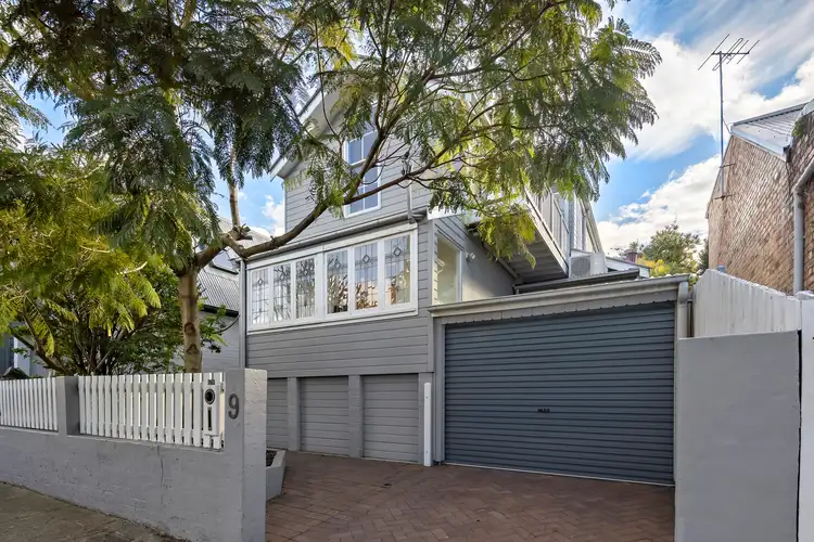 9 Hartley Street
