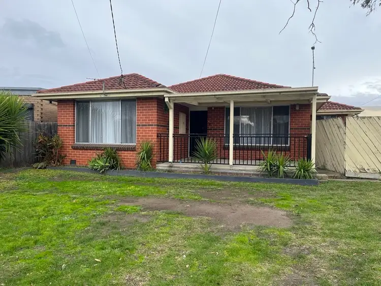 5 Bega Court, Gladstone Park VIC 3043