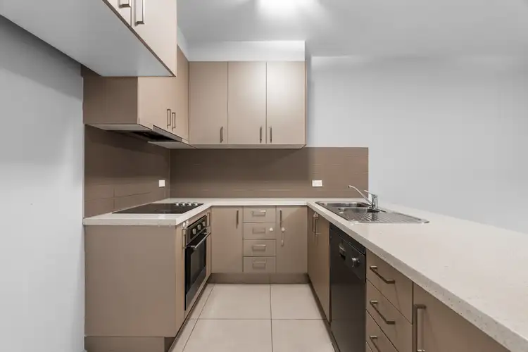 Fifth view of Homely apartment listing, 3/273 Grange Road, Ormond VIC 3204