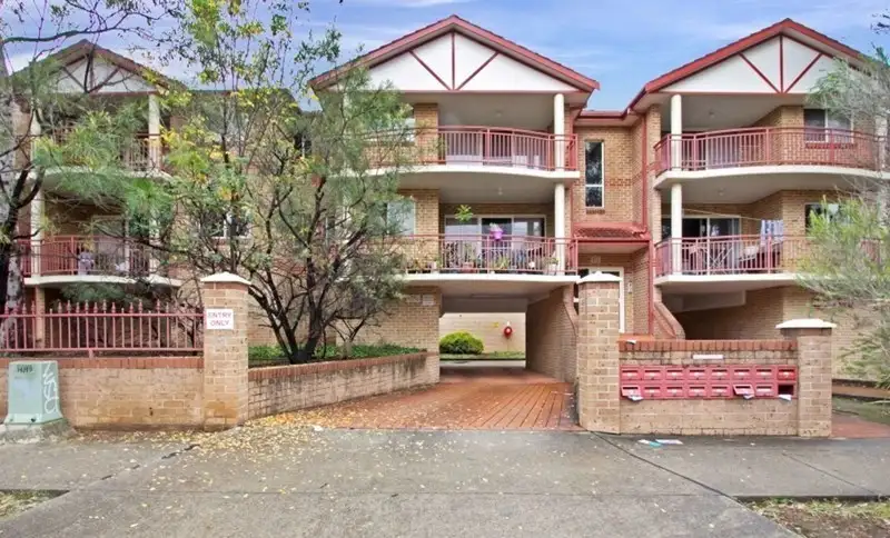Main view of Homely unit listing, 13/108-112 Stapleton Street, Pendle Hill NSW 2145