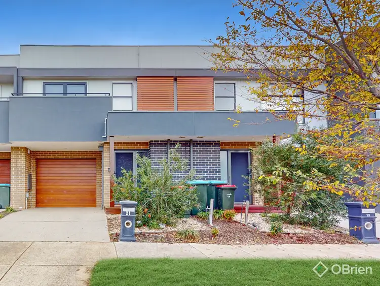 21 Airmaid Drive, Williams Landing VIC 3027