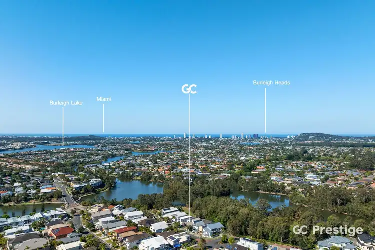 12 Moyenne Crescent, Varsity Lakes QLD 4227