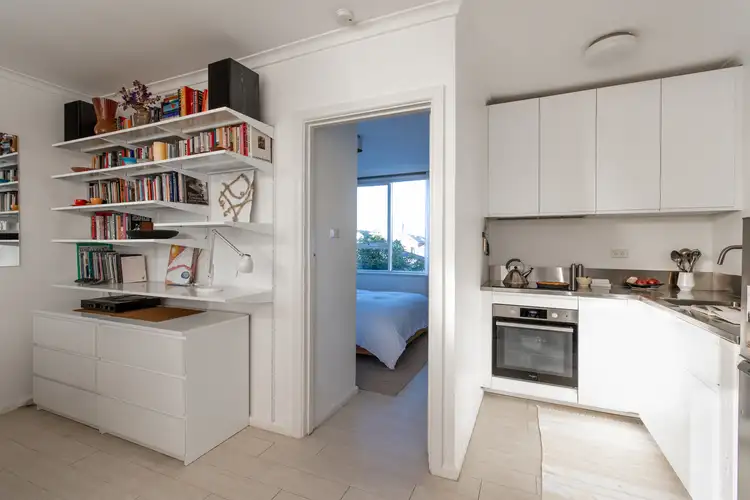 Third view of Homely apartment listing, 15/9 South Terrace, Clifton Hill VIC 3068