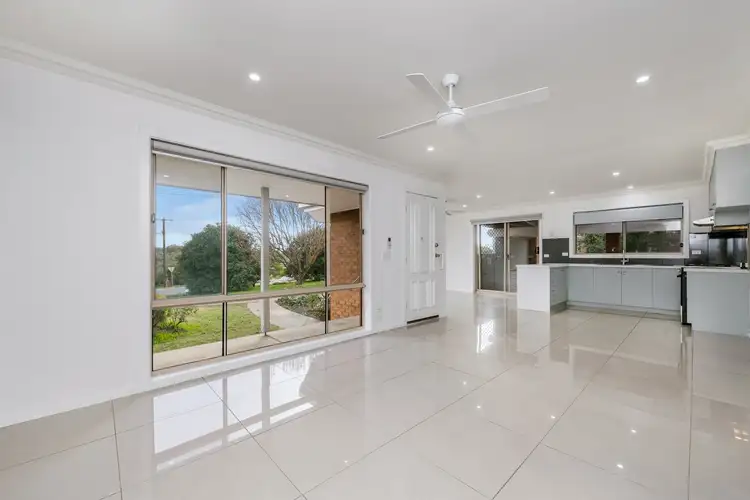 Second view of Homely house listing, 14 Powells Avenue, Strathdale VIC 3550