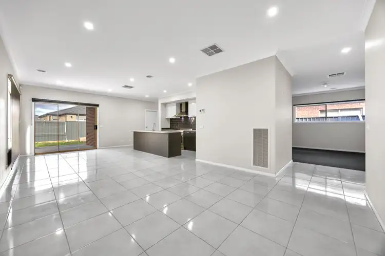 Fourth view of Homely house listing, 52 Azadi Crescent, Strathtulloh VIC 3338