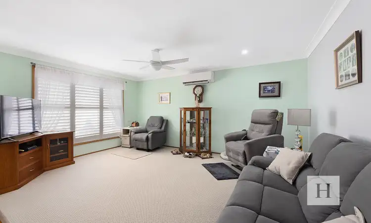Fourth view of Homely house listing, 10 Japonica Close, Lake Haven NSW 2263