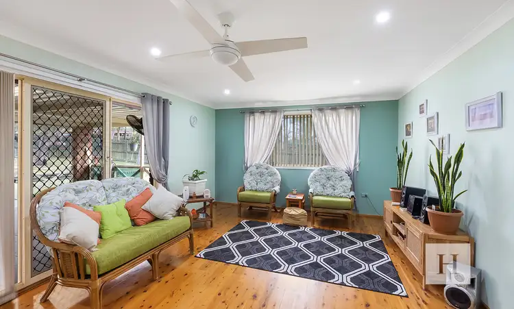 Fifth view of Homely house listing, 10 Japonica Close, Lake Haven NSW 2263