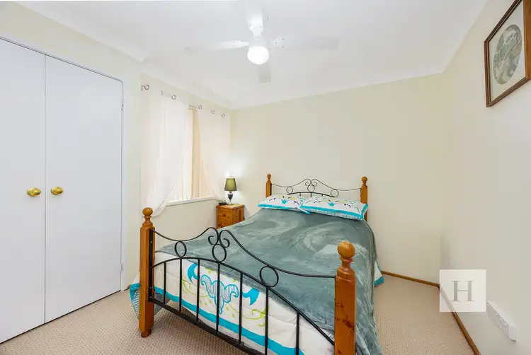 Sixth view of Homely house listing, 10 Japonica Close, Lake Haven NSW 2263