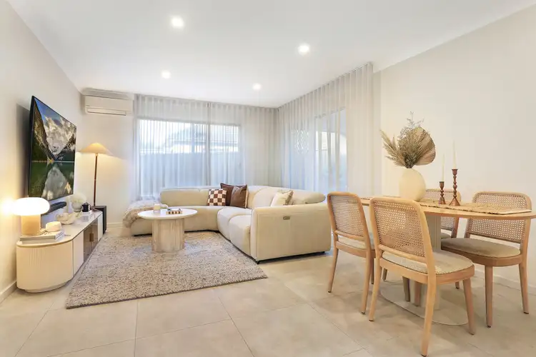 2/42A Greenacre Road, Wollongong NSW 2500