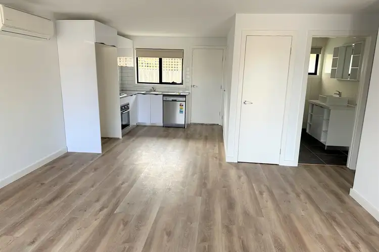 Second view of Homely unit listing, 4/6 Moore Avenue, Clayton South VIC 3169