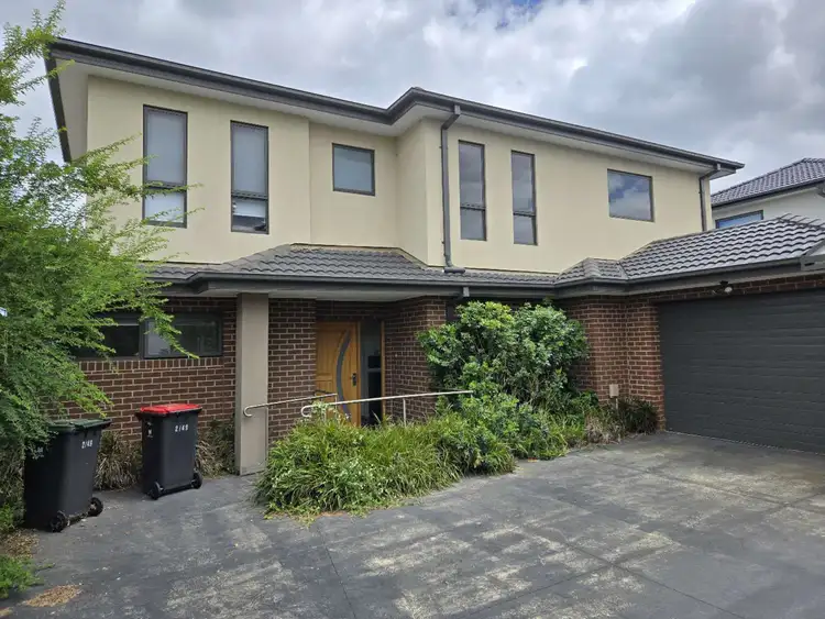 49 Koonawarra Street, Clayton VIC 3168