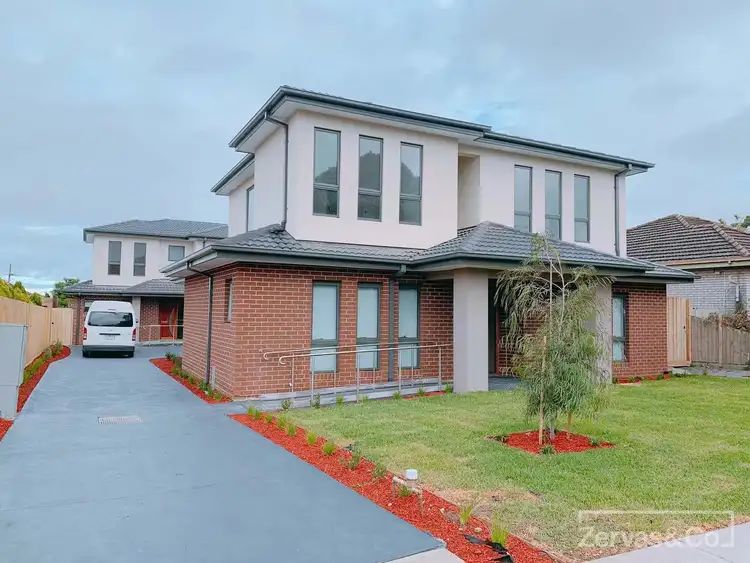 49 Koonawarra Street, Clayton VIC 3168