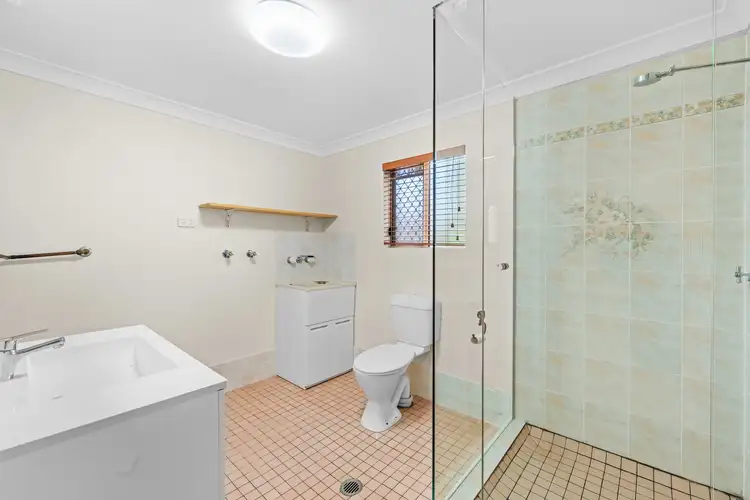 Fifth view of Homely apartment listing, 8/82-84 Old Smithfield Road, Freshwater QLD 4870