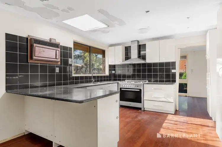 Third view of Homely house listing, 6 Hales Court, Mill Park VIC 3082
