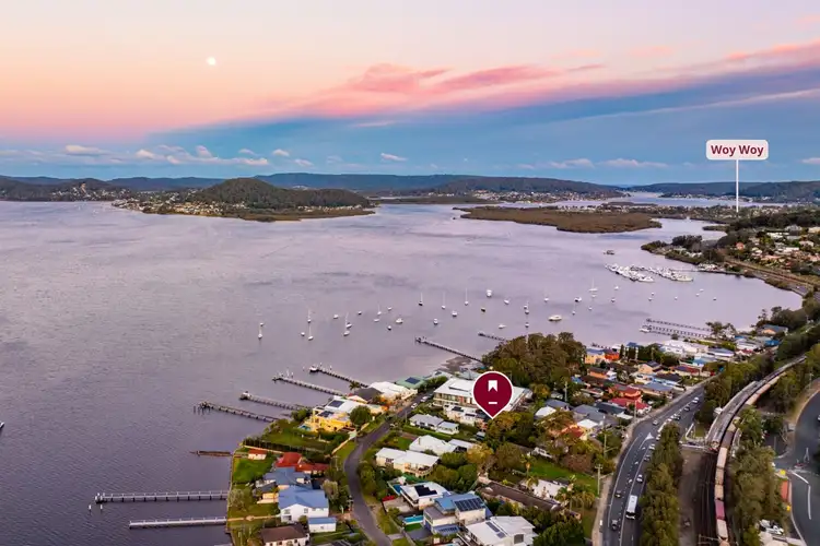 8a Couche Crescent, Koolewong NSW 2256