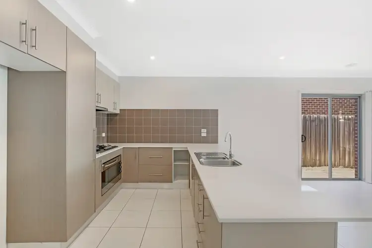 Fifth view of Homely house listing, 15 Fitzgerald Drive, South Morang VIC 3752