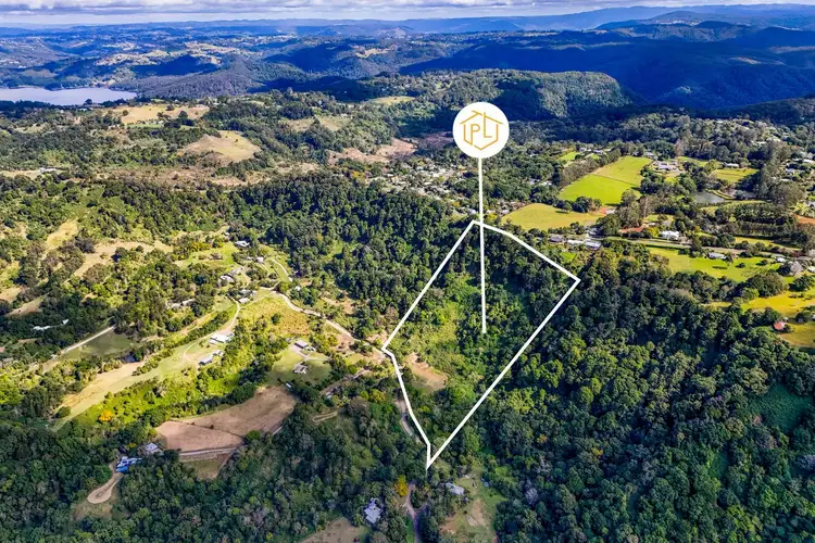 900 Hunchy Road, Hunchy QLD 4555