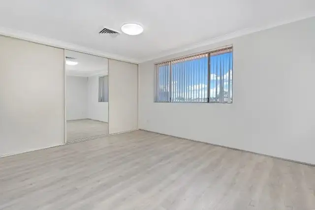 Fourth view of Homely semi-detached listing, 1/6 Bolton Street, Guildford NSW 2161