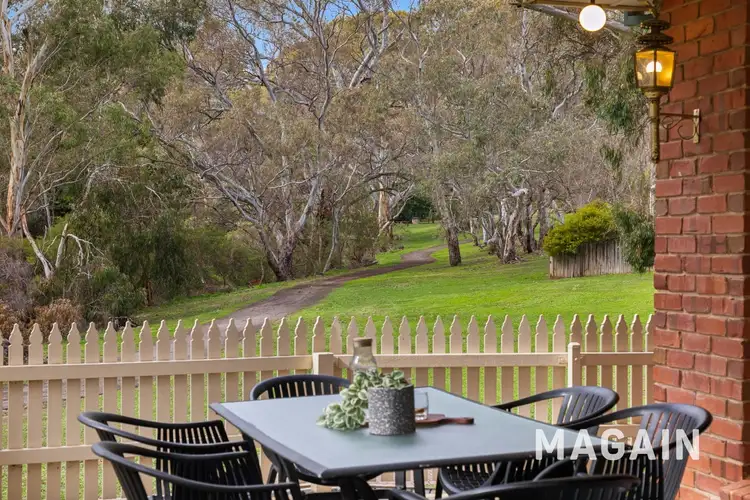 11 Margaret Cutten Grove, Aberfoyle Park SA 5159