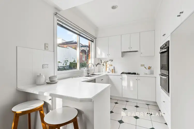 Sixth view of Homely villa listing, 1/156 Peel Street, Kew VIC 3101