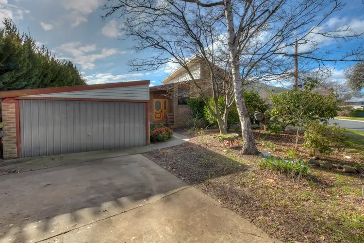 17 Toorak Road, Bright VIC 3741
