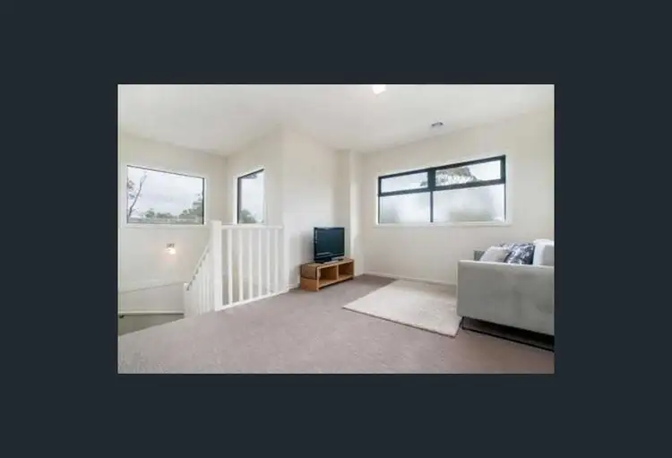 Third view of Homely unit listing, 2/8 Raymond Avenue, Frankston VIC 3199