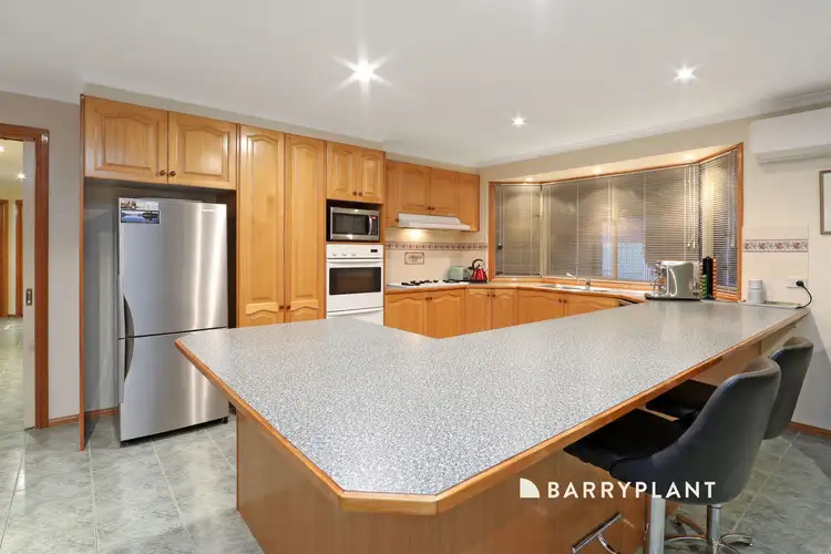 Second view of Homely house listing, 31 Pickworth Crescent, Rowville VIC 3178