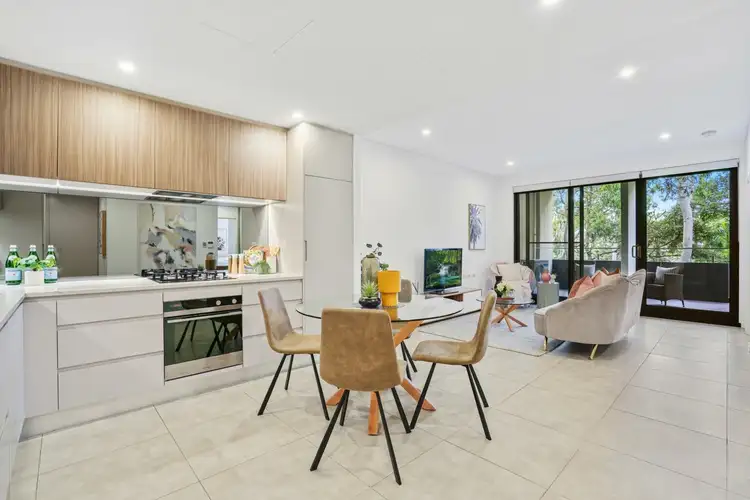 Second view of Homely apartment listing, 18/10 Hazelwood Place, Epping NSW 2121