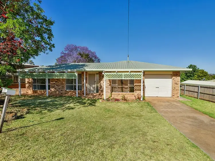 16 Arrowfield Street, Wilsonton Heights QLD 4350