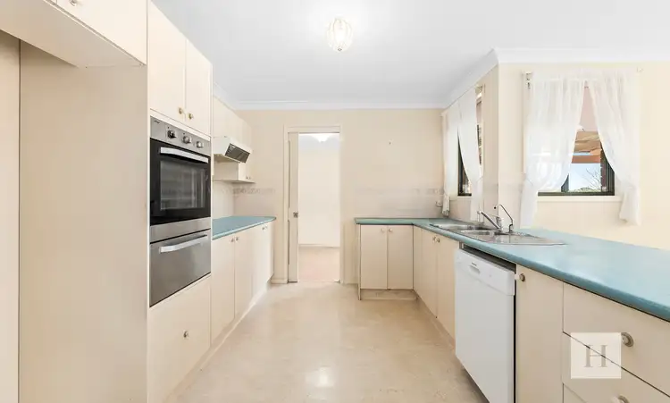 Fourth view of Homely house listing, 5 Tristram Close, Lake Haven NSW 2263